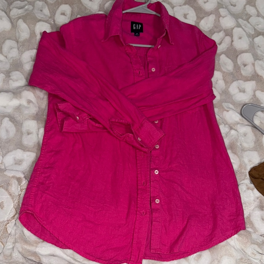 GAP Pink Button-Up Shirt